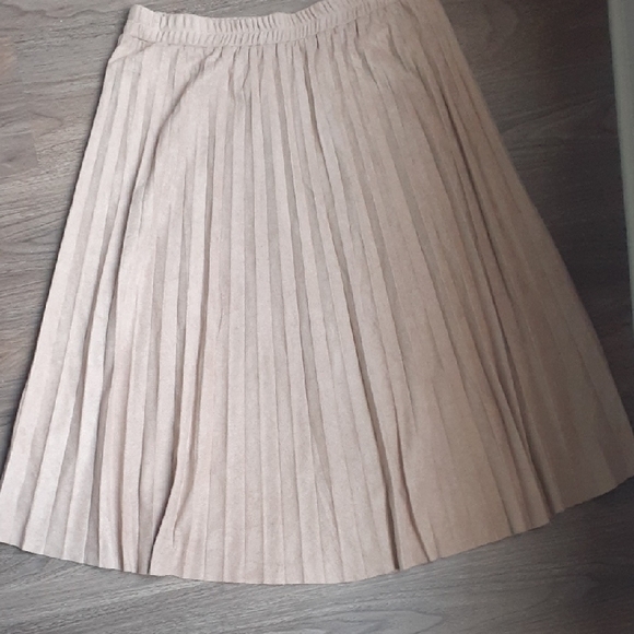 Alice Blue Faux Suede Pleated Skirt - Picture 1 of 5